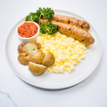 Chicken Sausages and Eggs Breakfast